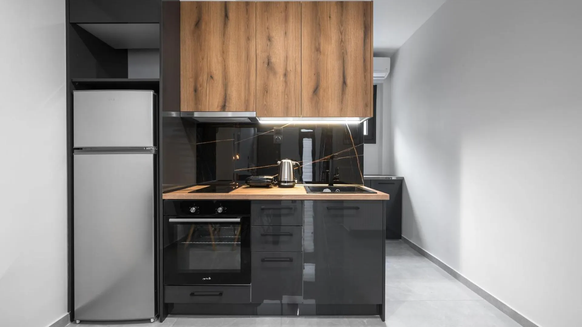 Railway Lofts Apartment Thessaloniki Greece